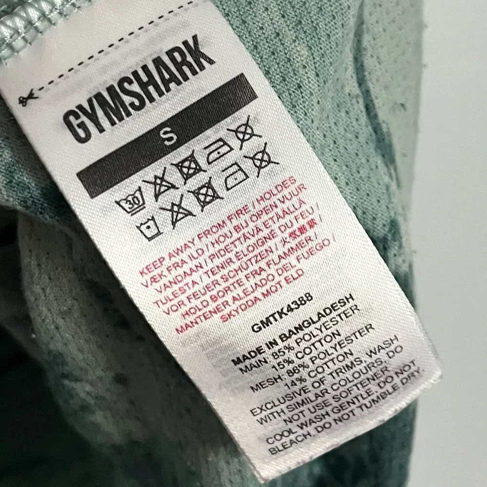 Gymshark • Chalk Tank Men's Green Camo Sleeveless Shirt